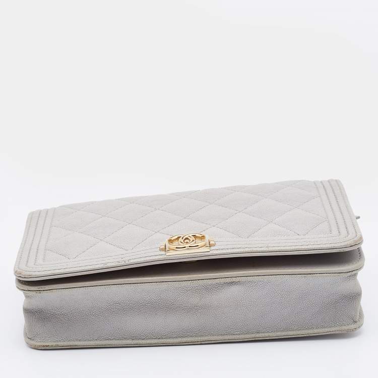 Pre Owned Chanel Grey Quilted Caviar Leather Boy Wallet On Chain