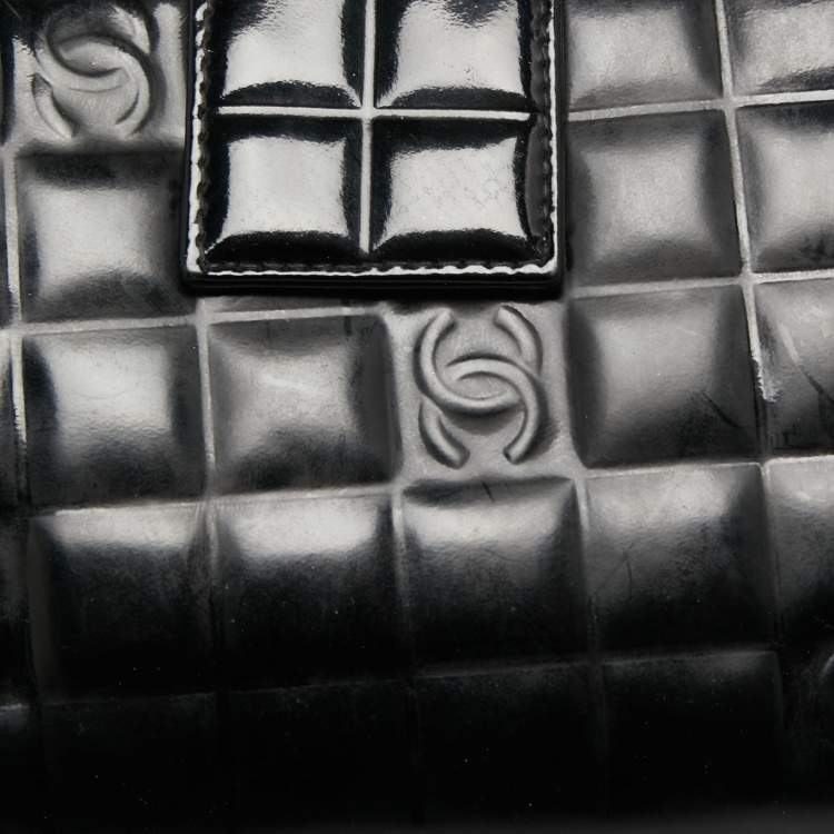 Pre Owned Chanel Black Cube Quilted Patent Leather Bifold Wallet
