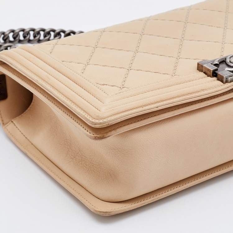 Pre Owned Chanel Beige Quilted Leather New Medium Wild Stitch Boy Bag