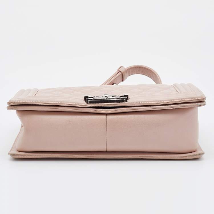 Pre Owned Chanel Beige Quilted Leather Medium Boy Flap Bag