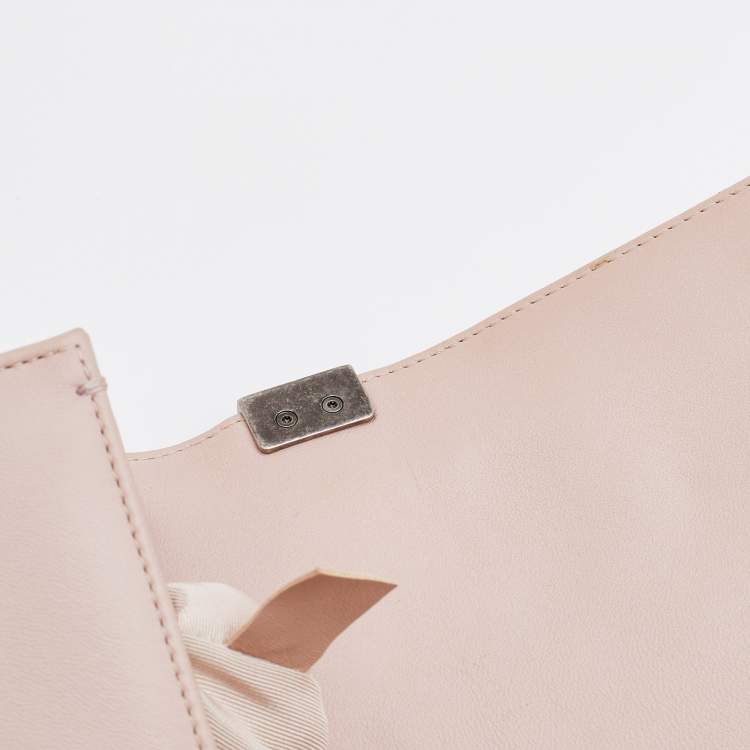 Pre Owned Chanel Beige Quilted Leather Medium Boy Flap Bag