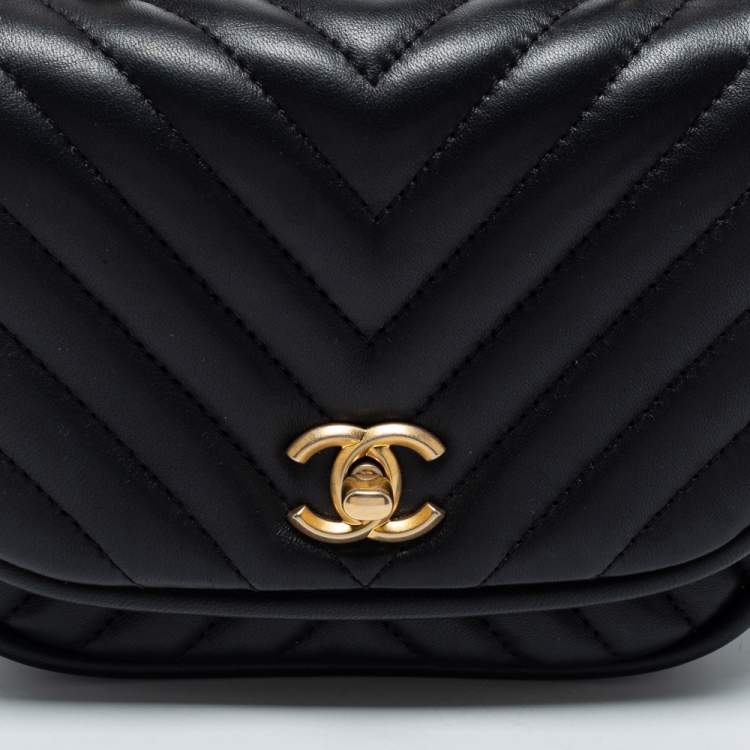 Pre Owned Chanel Black Reverse Chevron Leather Mini Round Flap Bag