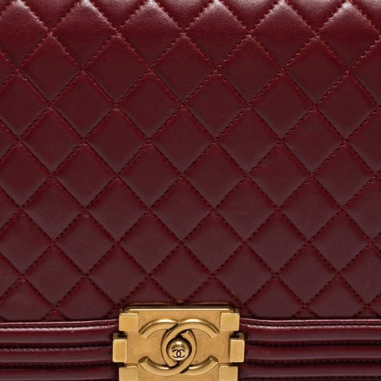Pre Owned Chanel Dark Red Quilted Leather New Medium Boy Shoulder Bag