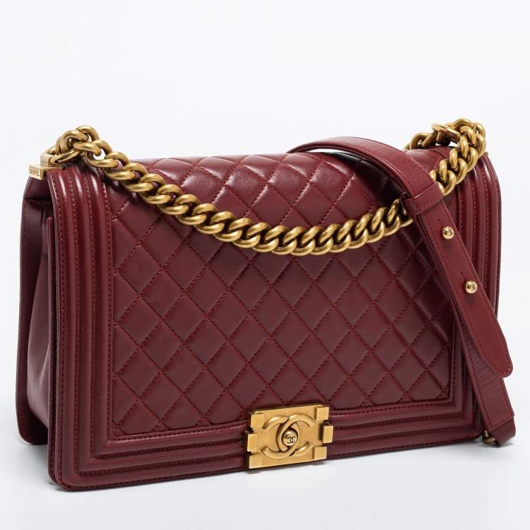 Pre Owned Chanel Dark Red Quilted Leather New Medium Boy Shoulder Bag