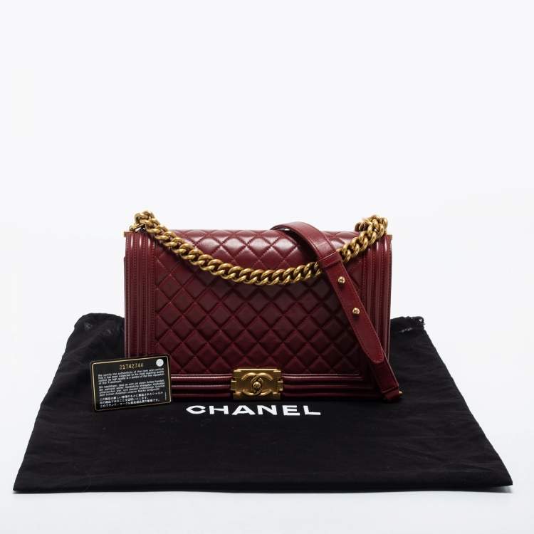 Pre Owned Chanel Dark Red Quilted Leather New Medium Boy Shoulder Bag