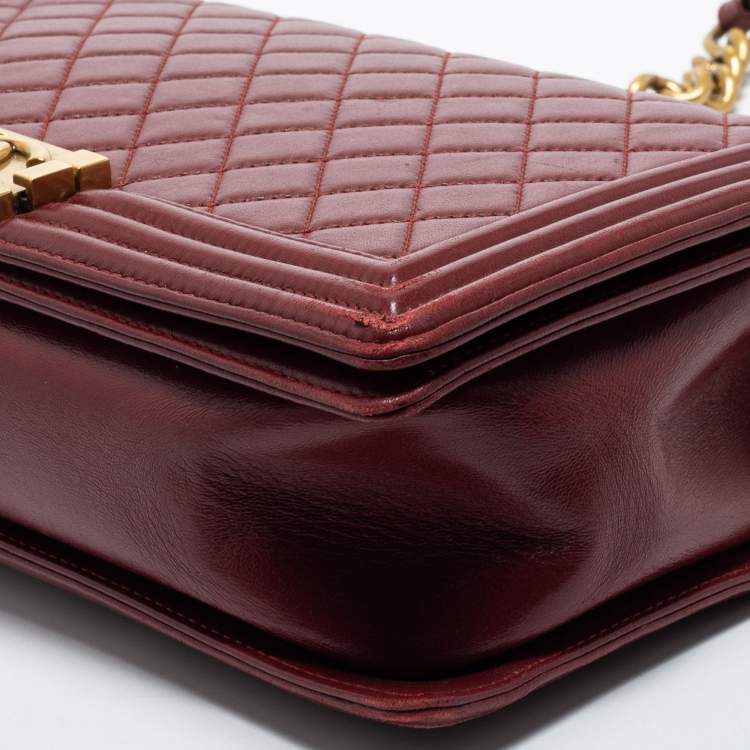 Pre Owned Chanel Dark Red Quilted Leather New Medium Boy Shoulder Bag