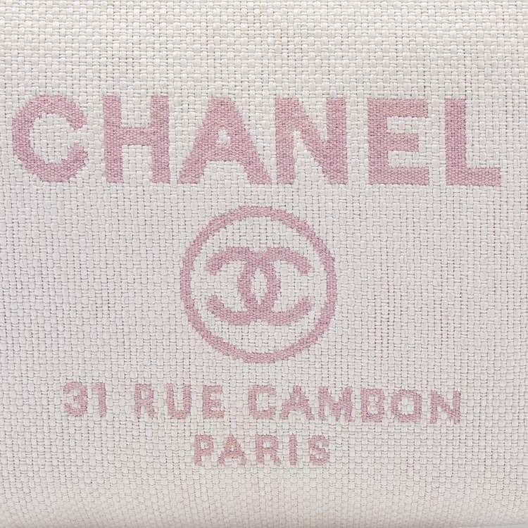 Pre Owned Chanel Pink Woven Raffia Deauville O Case
