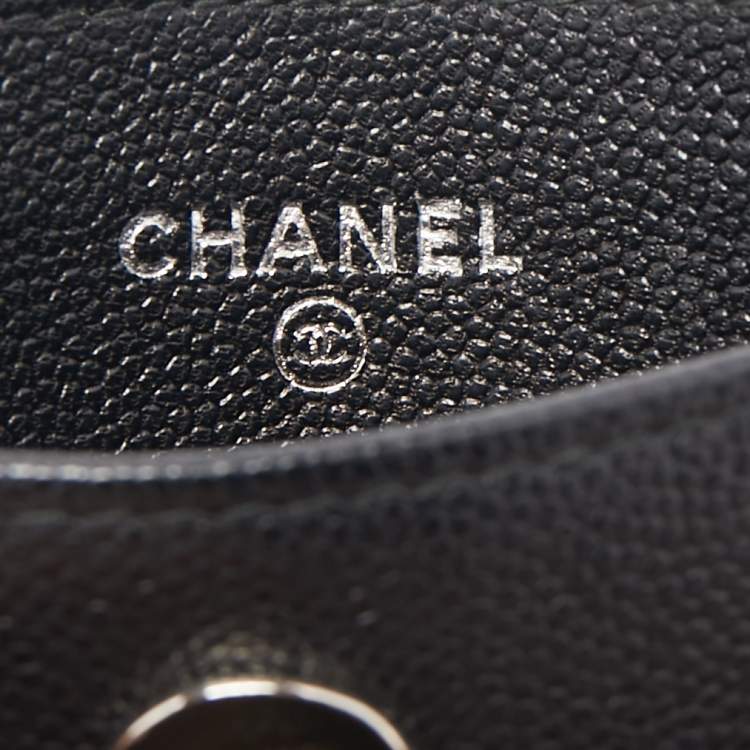 Pre Owned Chanel Black Caviar Leather CC Button Card Holder