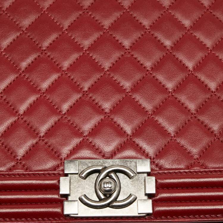 Pre Owned Chanel Red Quilted Leather Large Boy Flap Bag