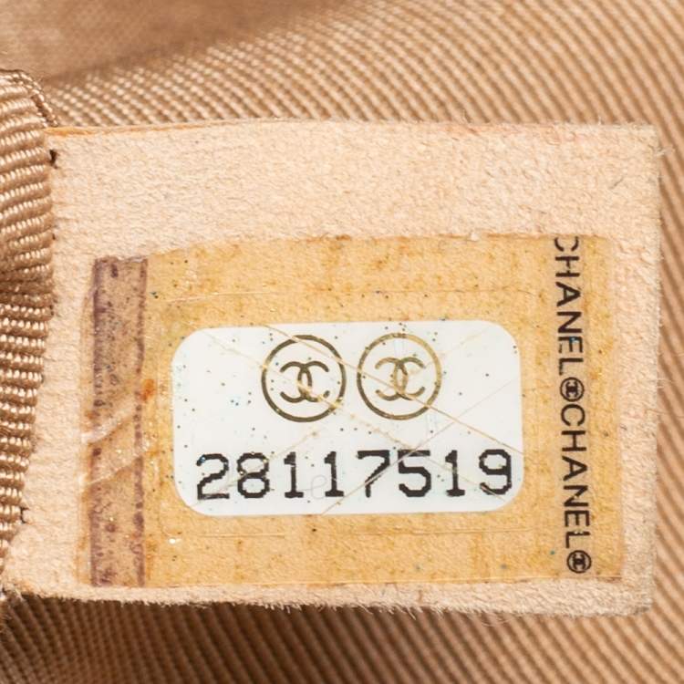 Pre Owned Chanel Beige Quilted Caviar Leather Medium Boy Flap Bag