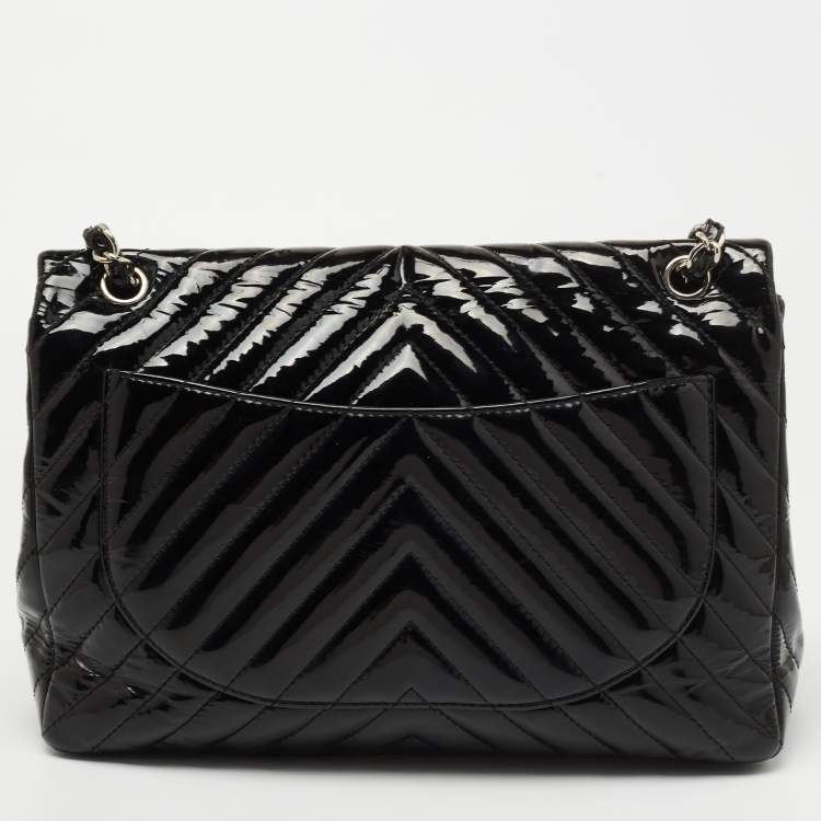 Pre Owned Chanel Black Chevron Patent Leather Maxi Classic Single Flap Bag
