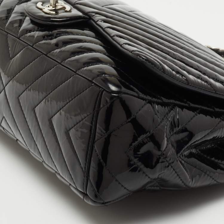 Pre Owned Chanel Black Chevron Patent Leather Maxi Classic Single Flap Bag