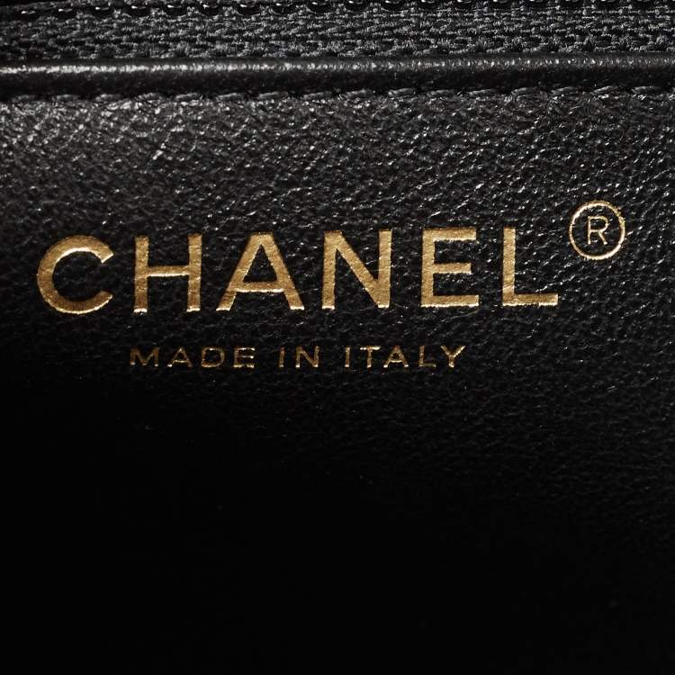 Pre Owned Chanel Black Quilted Caviar Leather Filigree Backpack