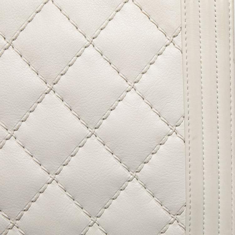 Pre Owned Chanel White Quilted Leather Large Wild Stitch Boy Bag