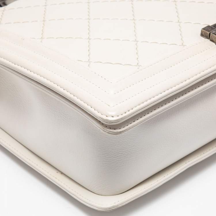 Pre Owned Chanel White Quilted Leather Large Wild Stitch Boy Bag