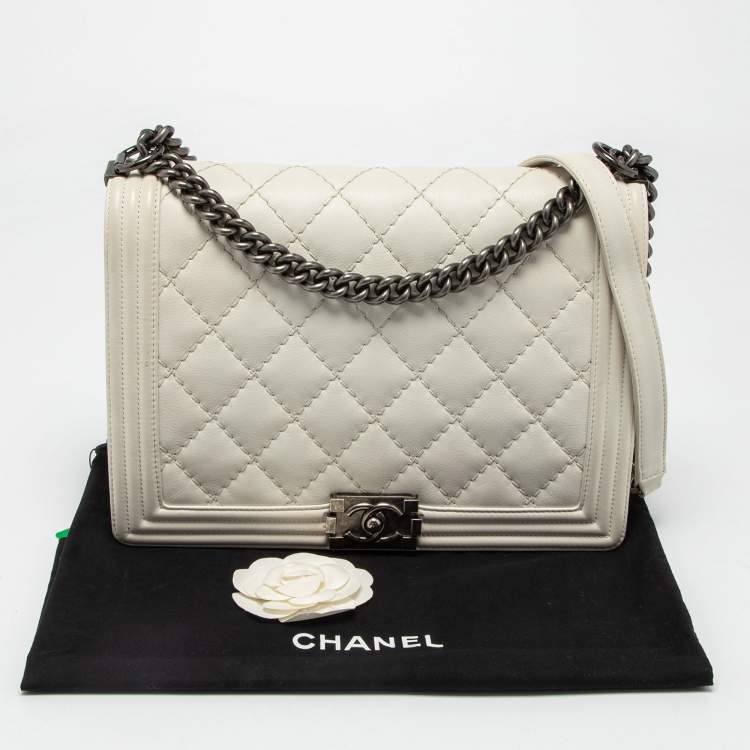 Pre Owned Chanel White Quilted Leather Large Wild Stitch Boy Bag