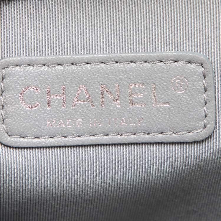 Pre Owned Chanel White Quilted Leather Large Wild Stitch Boy Bag