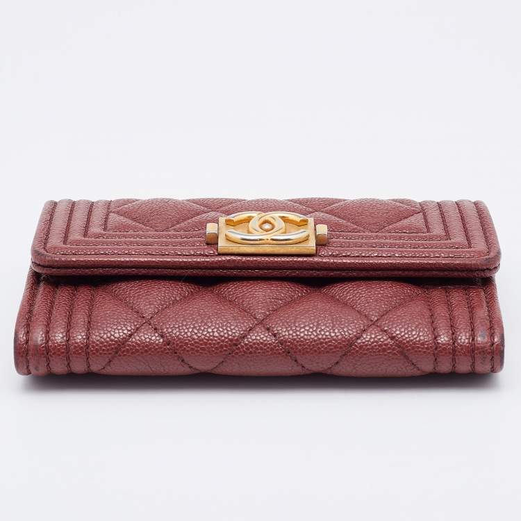 Pre Owned Chanel Brown Caviar Quilted Leather Boy Flap Card Holder