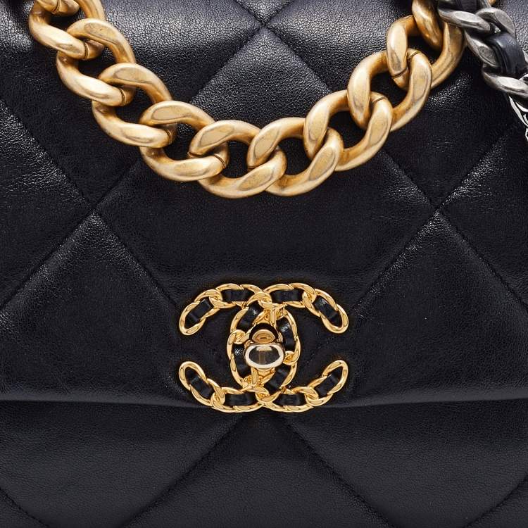 Pre Owned Chanel Black Quilted Leather CC Chain Link 19 Flap Bag