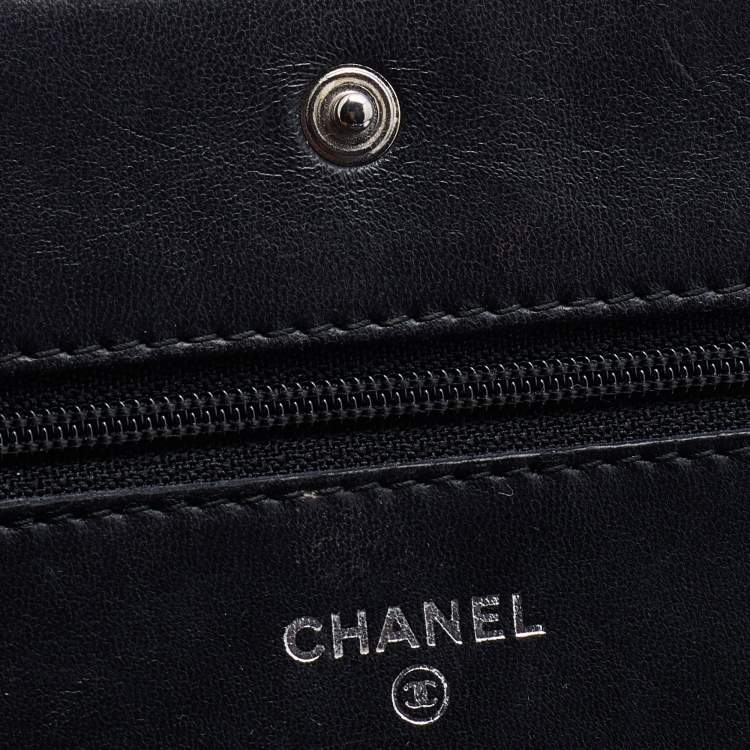 Pre Owned Chanel Black Quilted Leather Diamond CC Wallet On Chain