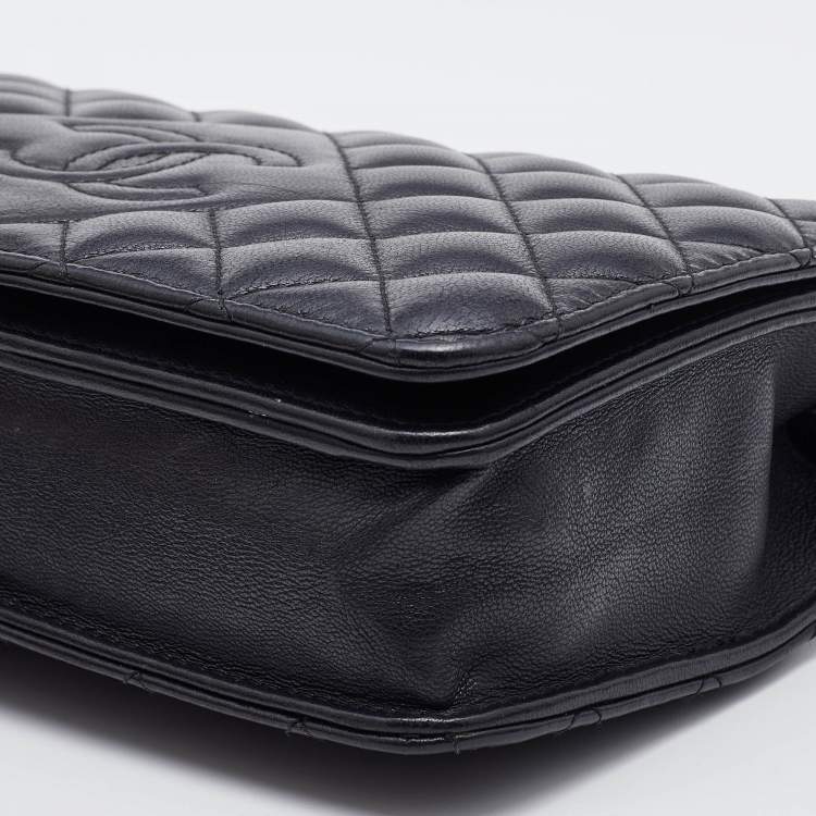 Pre Owned Chanel Black Quilted Leather Diamond CC Wallet On Chain