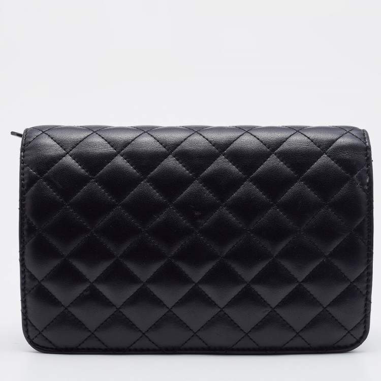 Pre Owned Chanel Black Quilted Leather Diamond CC Wallet On Chain