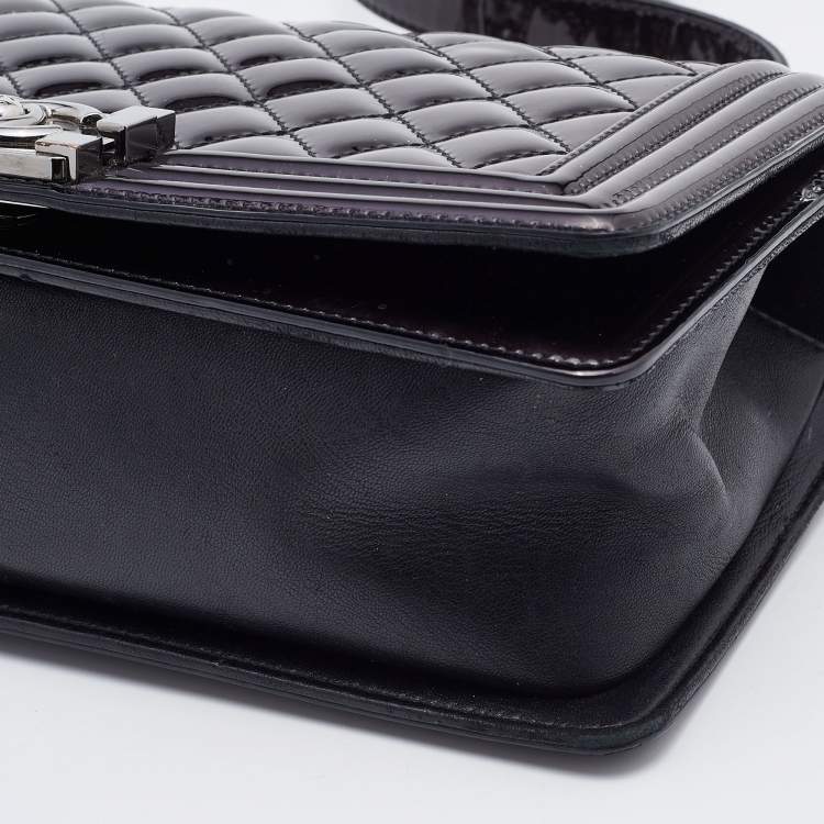 Pre Owned Chanel Deep Purple/Black Patent Leather Medium Boy Flap Bag