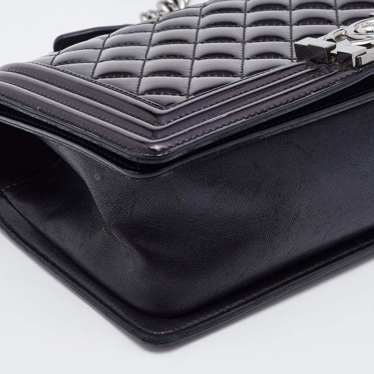 Pre Owned Chanel Deep Purple/Black Patent Leather Medium Boy Flap Bag