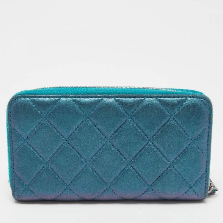 Pre Owned Chanel Metallic Blue Quilted Leather Classic Zip Wallet