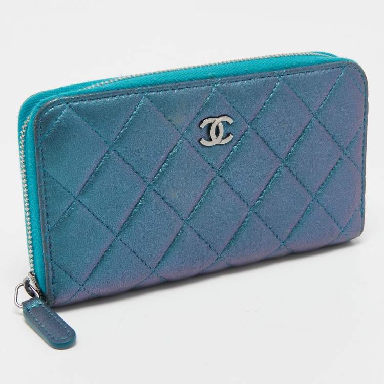 Pre Owned Chanel Metallic Blue Quilted Leather Classic Zip Wallet
