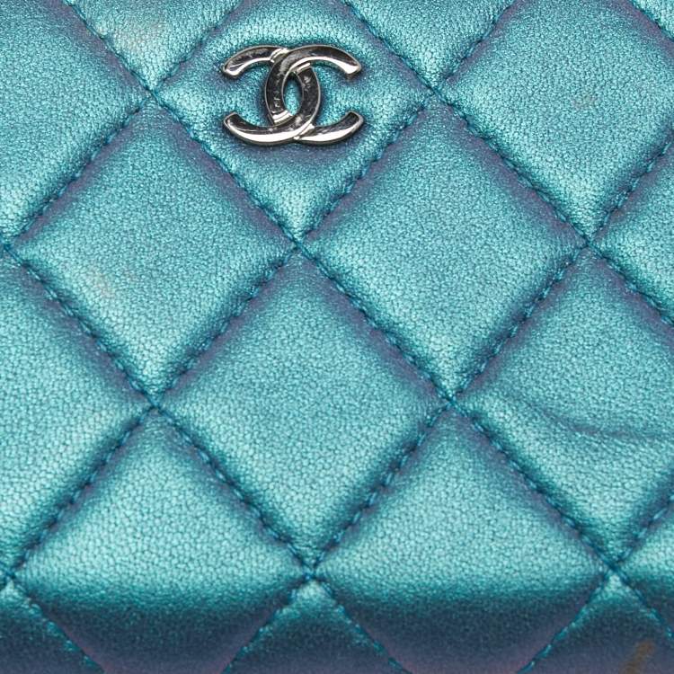 Pre Owned Chanel Metallic Blue Quilted Leather Classic Zip Wallet