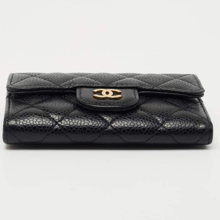 Pre Owned Chanel Black Quilted Caviar Leather CC Classic Card Case
