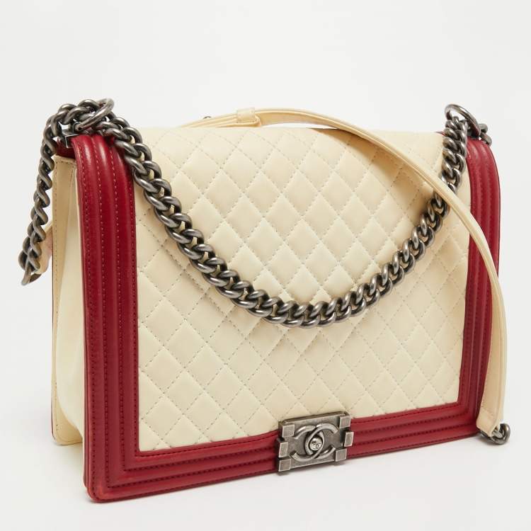 Pre Owned Chanel Cream/Red Quilted Leather Large Boy Flap Bag