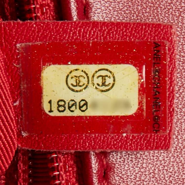 Pre Owned Chanel Cream/Red Quilted Leather Large Boy Flap Bag