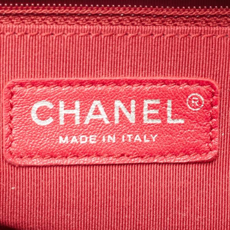 Pre Owned Chanel Metallic Gold Quilted Leather Large Gabrielle Hobo 