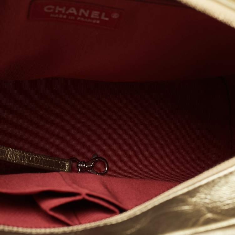Pre Owned Chanel Metallic Gold Quilted Leather Large Gabrielle Hobo 