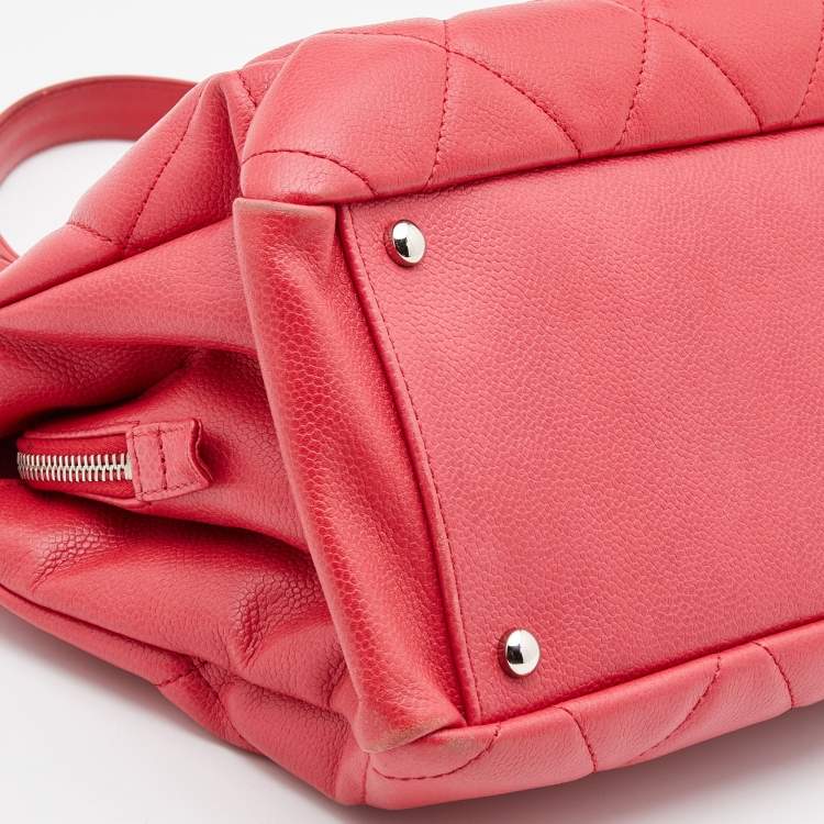 Pre Owned Chanel Red Quilted Caviar Leather CC Timeless Soft Shopper Tote