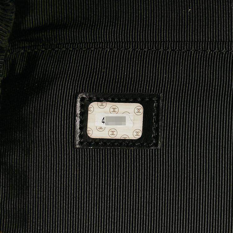 Pre Owned Chanel Black Leather CC Boston Bag