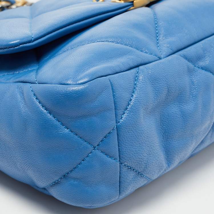 Pre Owned Chanel Blue Quilted Leather CC 19 Flap Bag