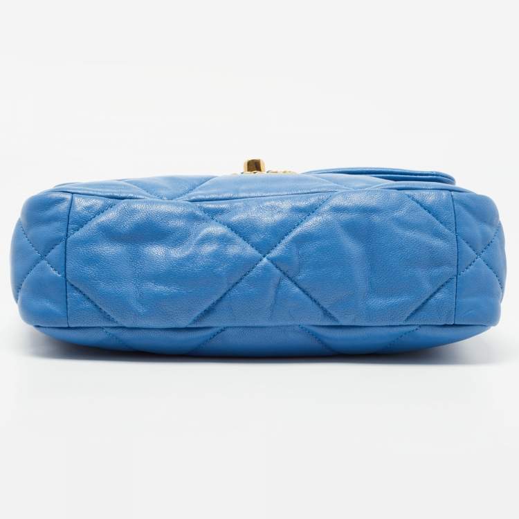 Pre Owned Chanel Blue Quilted Leather CC 19 Flap Bag