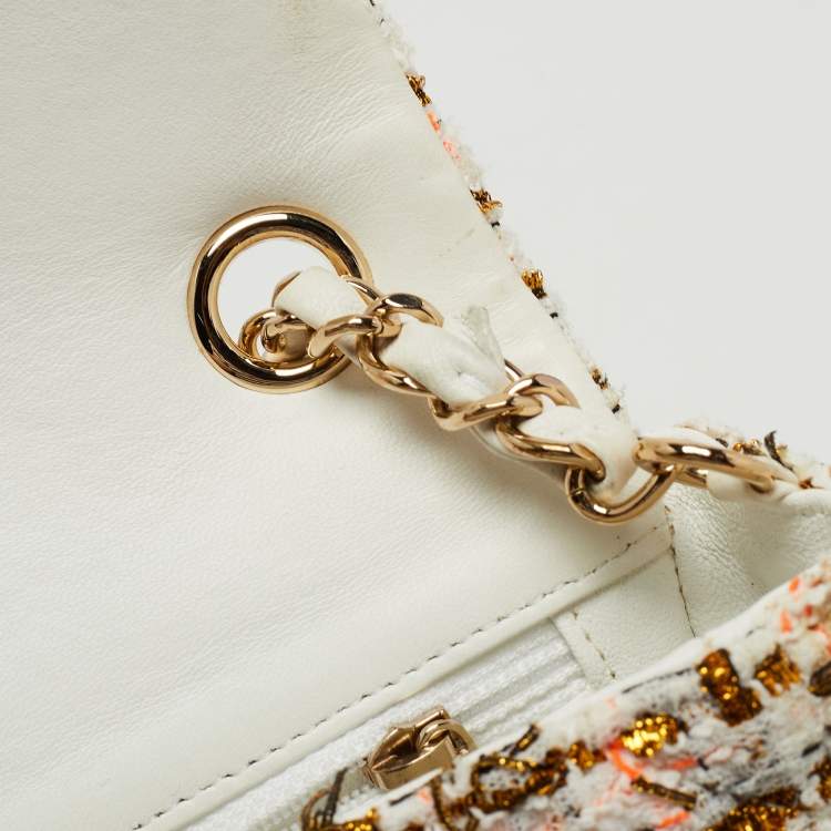 Pre Owned Chanel White/Multiicolor Quilted Tweed New Mini Classic Flap Bag