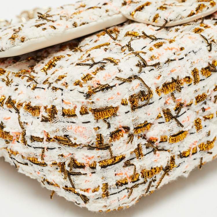 Pre Owned Chanel White/Multiicolor Quilted Tweed New Mini Classic Flap Bag