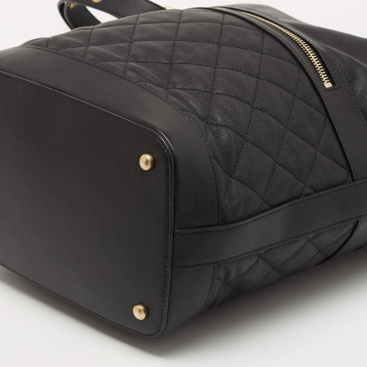 Pre Owned Chanel Black Quilted Caviar Leather Casual Style Hobo