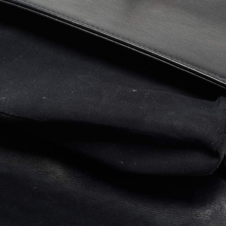 Pre Owned Chanel Black Beaded Chevron Leather Medium Boy Flap Bag