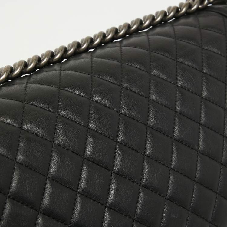 Pre Owned Chanel Black Quilted Leather Large Boy Flap Bag