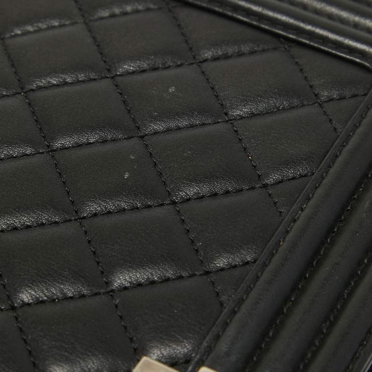 Pre Owned Chanel Black Quilted Leather Large Boy Flap Bag