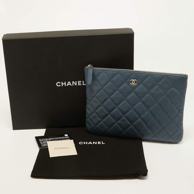 Pre Owned Chanel Blue Quilted Caviar Leather Classic Zip Pouch