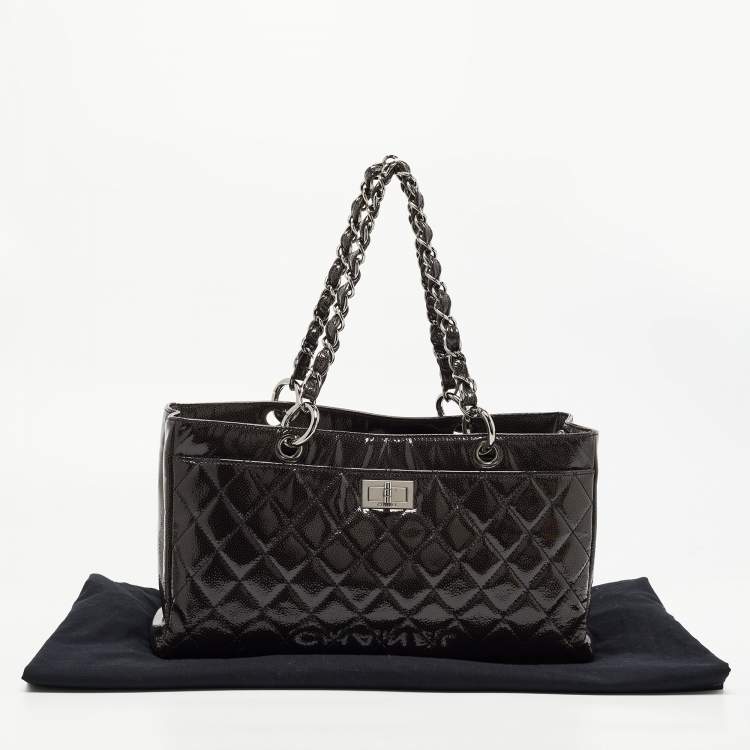 Pre Owned Chanel Dark Grey Caviar Patent Leather 2.55 Reissue Bag