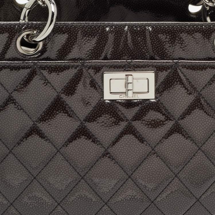 Pre Owned Chanel Dark Grey Caviar Patent Leather 2.55 Reissue Bag