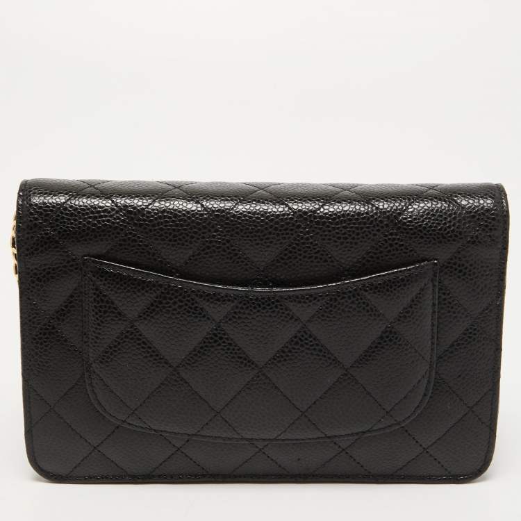 Pre Owned Chanel Black Quilted Caviar Leather Classic Wallet on Chain